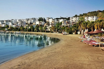 Bitez sahilinde işletmeyi Bodrum Belediyesi devraldı, 'kaçak'lara son verilecek