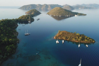 Göcek ve Dalaman'da koylardaki tonoz projesine ilişkin yürütmeyi durdurma kararının tonoz uygulamasını yasaklamadığını açıklandı