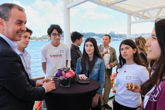 İş Bankası'nın WorkupOnBoard programıyla lise öğrencilerinin girişimcilik yolculuğu başladı