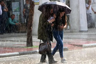 Balkanlar'dan gelen serin hava Türkiye'yi etkisi altına alıyor