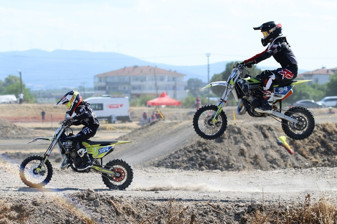Gönen'de motokros heyecanı 118 sporcuyu buluşturdu