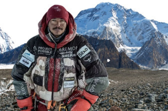 14 zirve rekoruyla tarihe geçen Nepalli dağcı Nirmal Purja, Pakistan'daki çığda hayatını kaybetti