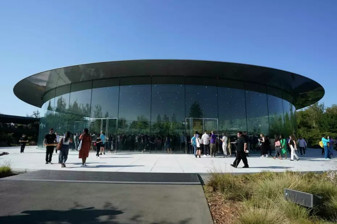 Apple Houston’da yeni ileri üretim merkezini hizmete açtı