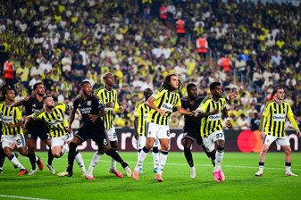 Fenerbahçe, Kadıköy'de Olimpik Lyon'la berabere kaldı