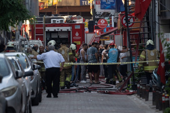 İstanbul Bakırköy’de bir otelde çıkan yangında 12 kişi yaralandı