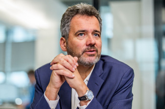 Beiersdorf CEO’su Vincent Warnery’den AB’ye uyarı, ‘Bir sonraki otomotiv sektörü olmak istemiyoruz’