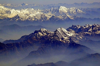 Himalayalar bölgesindeki buzullar son 10 yılda yüzde 65 daha hızlı eridi