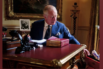 Kral Charles yapay zeka liderlerini saraya çağırdı