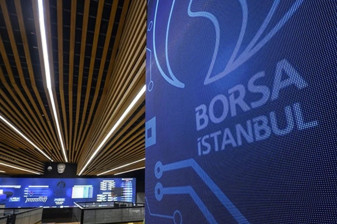 Pay piyasasındaki satış dalgasıyla devre kesen BIST 100, günü yüzde 5,54 değer kaybıyla tamamladı