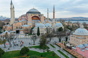 İstanbul’un 600 yıllık yeraltı gizemi çözülüyor, Mehmet Nuri Ersoy Ayasofya’nın dehlizlerinde çalıştıklarını açıkladı
