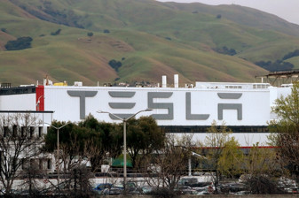 Tesla, siyahi çalışanlara yönelik ayrımcılık iddiasıyla yargılanıyor