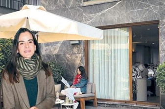 Patron Edvina Sponza'ya 'patlayan cam' şoku