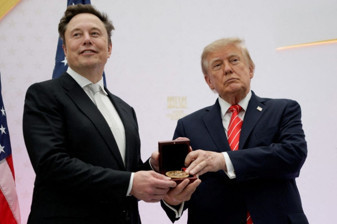 Musk, 276 milyon dolarlık bağışla Trump'ın partisi Cumhuriyetçilerin ara seçimlerde en büyük destekçisi oldu