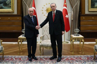 Cumhurbaşkanı Recep Tayyip Erdoğan ile MHP Genel Başkanı Devlet Bahçeli, Külliye'de görüştü
