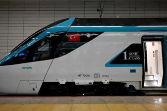 Bakan Uraloğlu, milli hızlı trenle Ankara-Kırıkkale hattında test sürüşü yaptı
