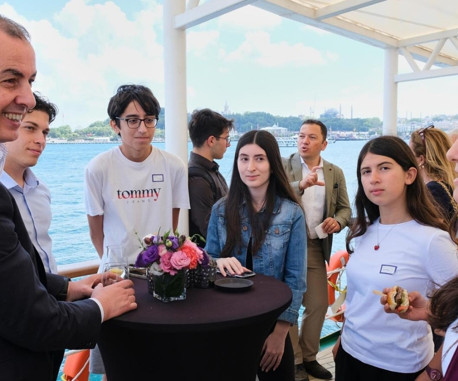 Lise öğrencilerinin girişimcilik yolculuğu başladı