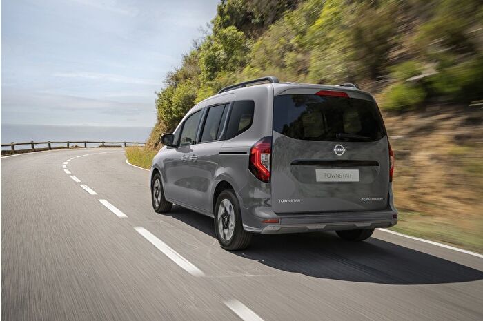 Nissan Türkiye, hafif ticari araç pazarına Townstar ile geri döndü