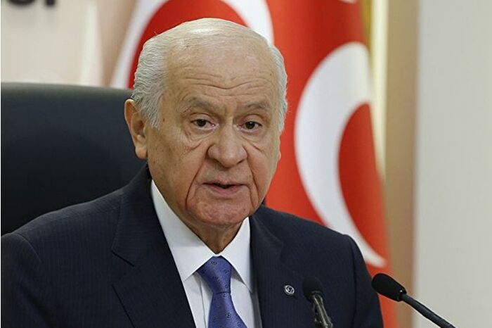 Bahçeli'den deprem açıklaması: İstanbul'u risk, tehdit ve tehlike girdabına göz göre göre teslim etmişlerdir