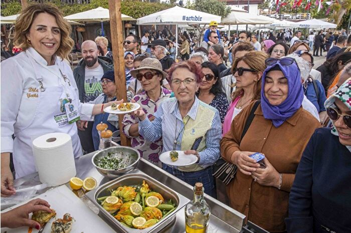 Dünyaca ünlü şeflerden Girit mutfağı lezzet fırtınası