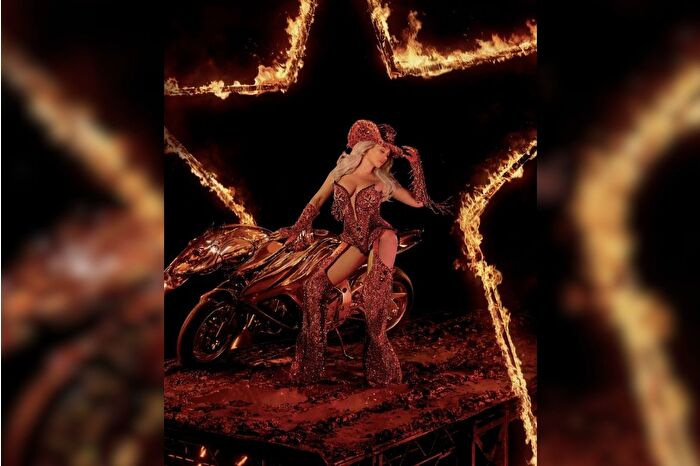 Beyoncé'nin Cowboy Carter turnesi başladı: Kostümleri ve sahne performansıyla büyüledi