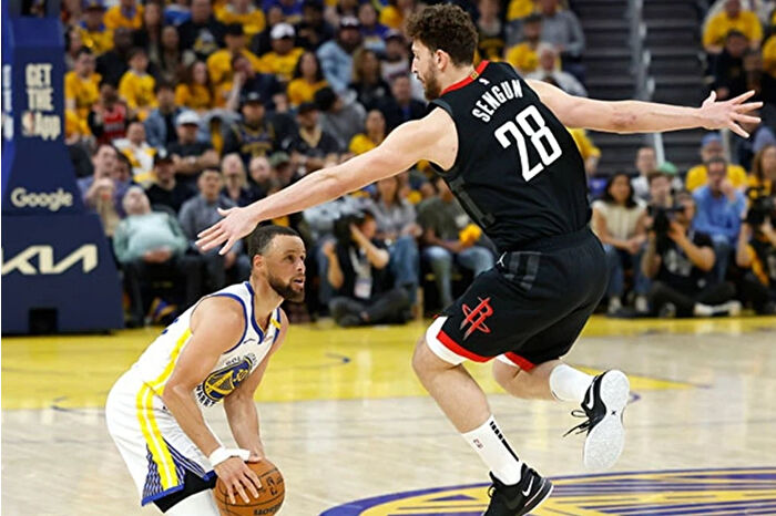 Alperen 'double-double' yaptı seriyi 7'nci maça taşıdı
