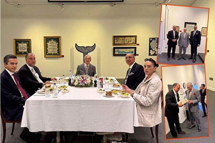 Patronlar Rahmi Koç ve Murat Ülker, Yıldız Holding'in Çamlıca'daki sergisinde buluştu