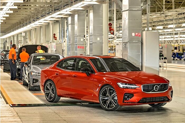 Volvo Cars’ın Nisan satışları yüzde 11 düştü: Elektrikli modellerde sert gerileme