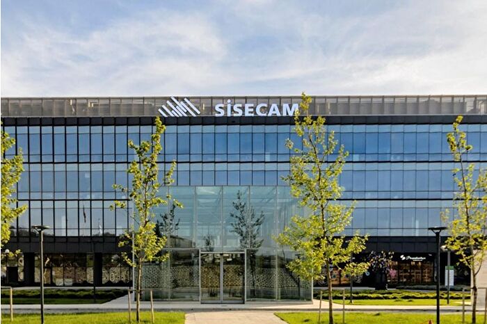 Şişecam’ın net satışları yılın ilk üç ayında 45 milyar TL seviyesinde gerçekleşti