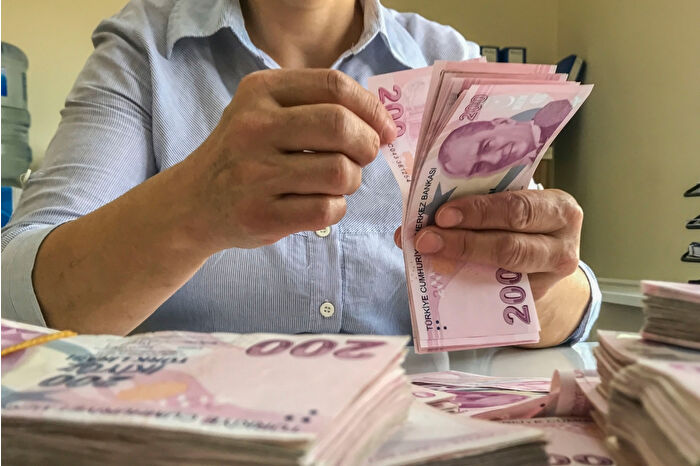 2.1 milyon milyonerin toplam mevduattan aldığı pay yüzde 78 ile rekor kırdı