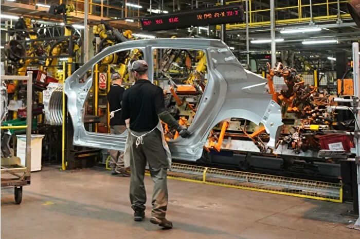 Nissan, dünya genelinde 10 binden fazla kişiyi işten çıkaracak