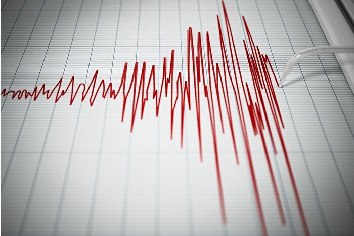 Ege Denizi'nde 4,9 büyüklüğünde deprem