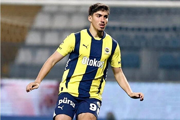 Fenerbahçe'nin genç yıldızı Yusuf Akçiçek'e Marsilya talip oldu: Teklif 15 milyon euro, Fenerbahçe 20 milyon euro istiyor