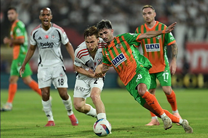Beşiktaş, Alanyaspor karşısında aldığı beraberlikle dördüncü sıraya düştü
