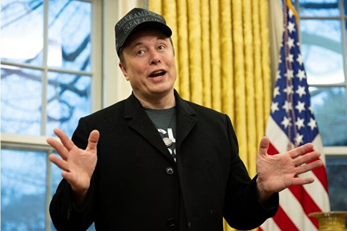 ABD'li milyarder Elon Musk, siyasete çok daha az harcama yapacağını söyledi
