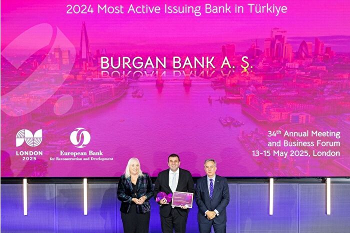 Burgan Bank EBRD tarafından Türkiye’nin en aktif amir bankası seçildi