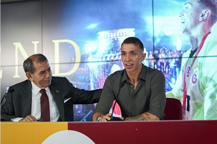 Fernando Muslera'ya RAMS Park’ta vedada duygusal anlar