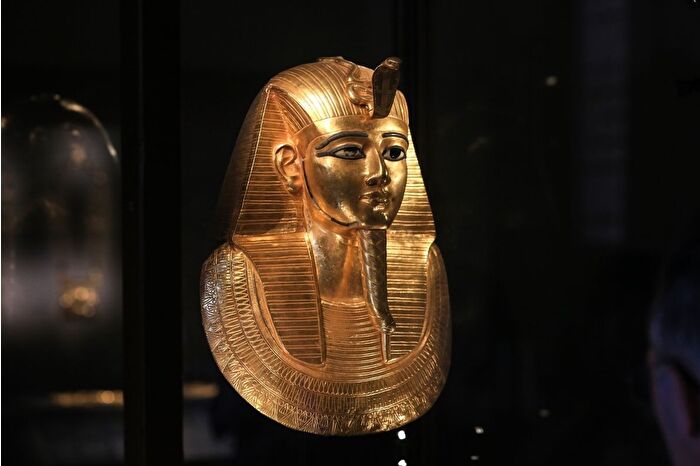 Firavun Psusennes I’in hazinesi görüntülendi