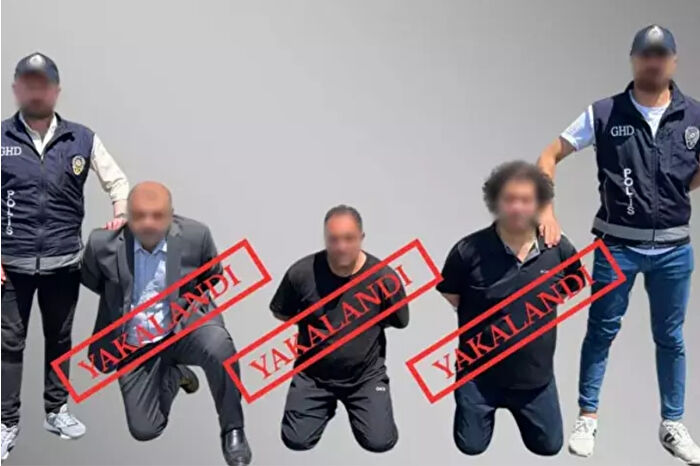İçişleri Bakanı Ali Yerlikaya: 6 ilde düzenlenen operasyonlarda Interpol kırmızı ve mavi bültenle aranan 23 şüpheli yakalandı
