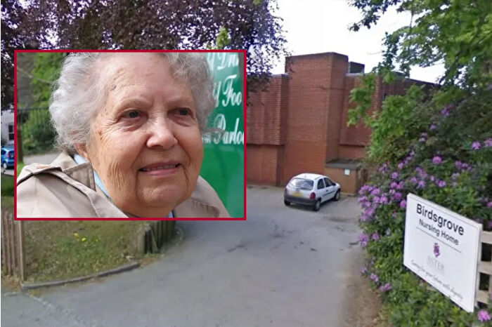 Yaşlı kadını sıcak suda haşlayan bakımevi müdürü hemşire meslekten men edildi