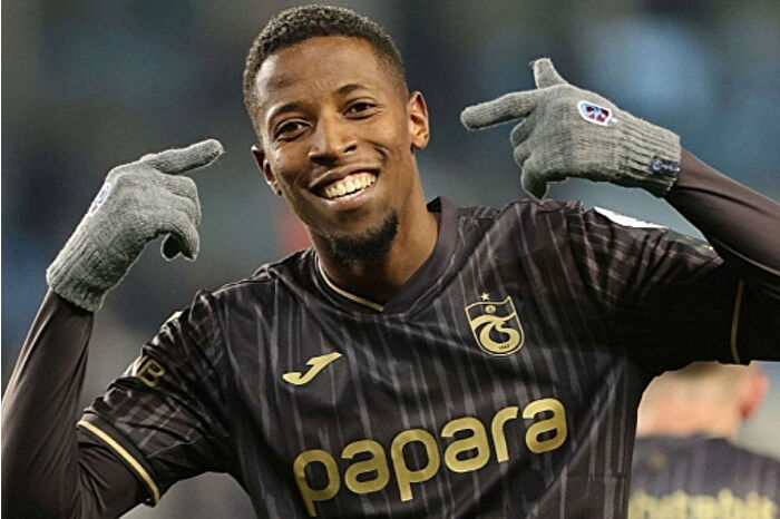 Beşiktaş, Trabzonspor’dan sonra Braga’nın 28 yaşındaki yıldız golcüsü Simon Banza’yı transfer etmek için resmen masaya oturdu