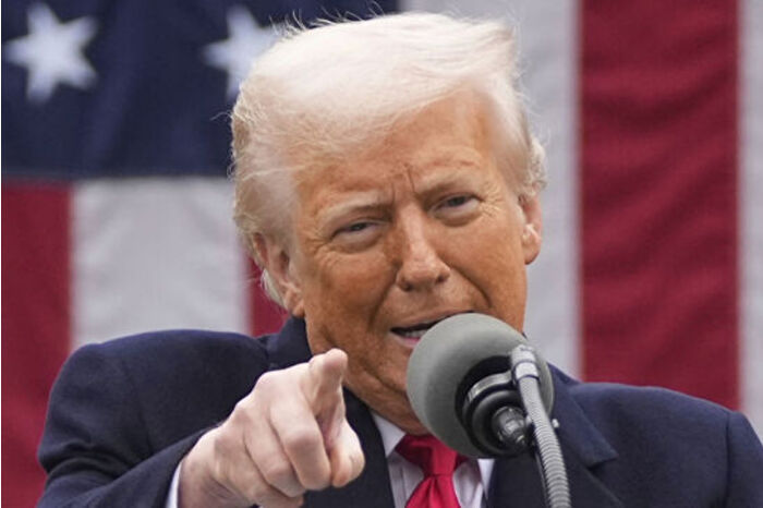 ABD Başkanı Donald Trump'tan 12 ülkeye güvenlik kaynaklı seyahat yasağı