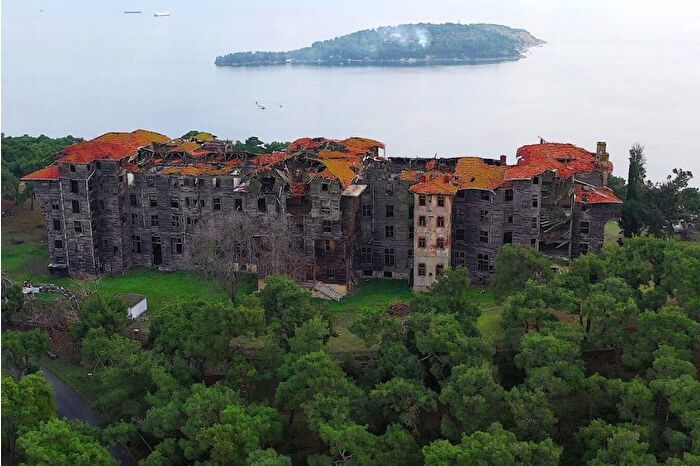 Büyükada'daki Rum yetimhanesi, 5 yıldızlı otel olacak