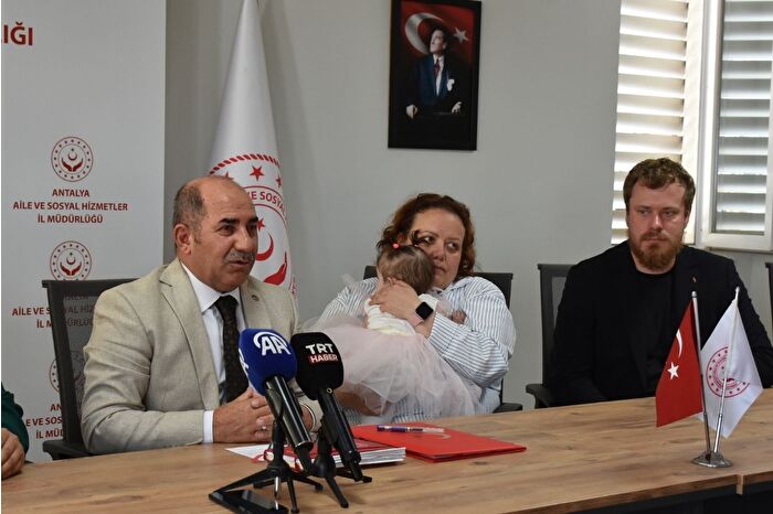 Kayyum atanan bebek büyüdü, Rusya'ya uğurlandı