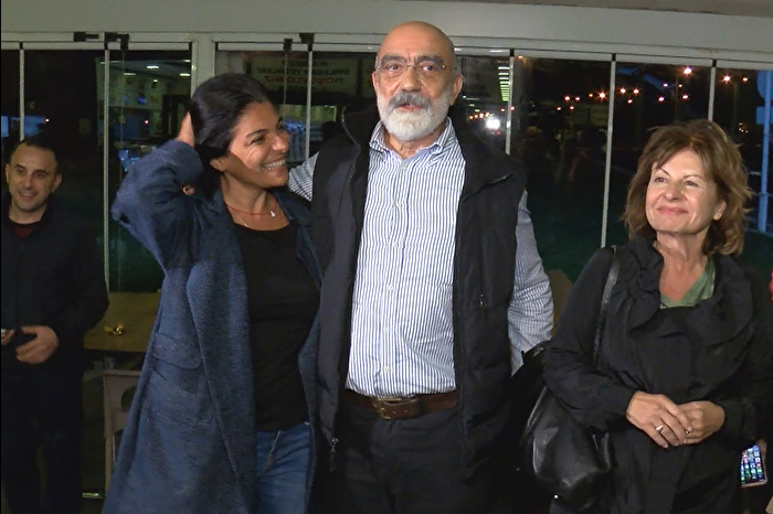 Ahmet Altan'ın acı günü: Eşi Gülnur Altan hayatını kaybetti