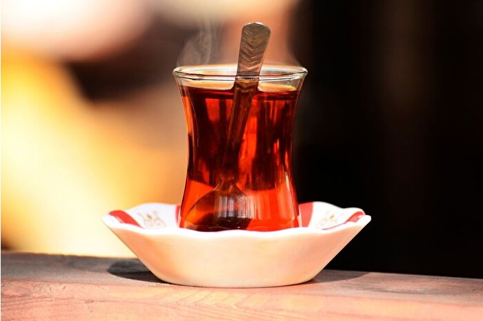 Çaya yüzde 15 oranında yılın ilk zammı geldi