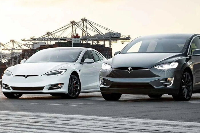 Tesla, Model S ve X’in güncellenmiş versiyonlarını ABD’de satışa sundu