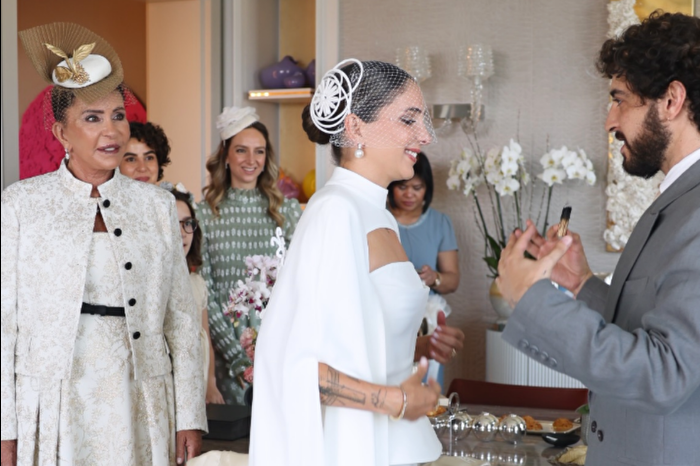 Natalie Garih ve Bertan Frayman Beyoğlu'ndaki Neve Şalom Sinagogu'nda evlendi