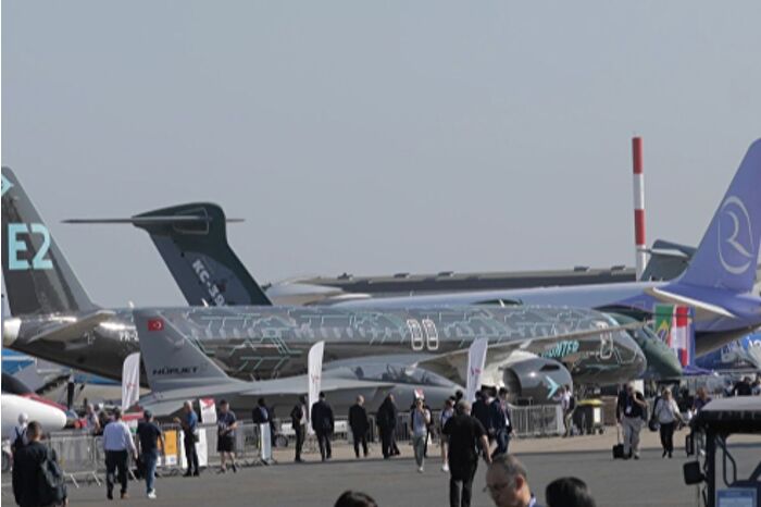 Dünyanın en büyük havacılık fuarlarından biri olan Paris AirShow başladı