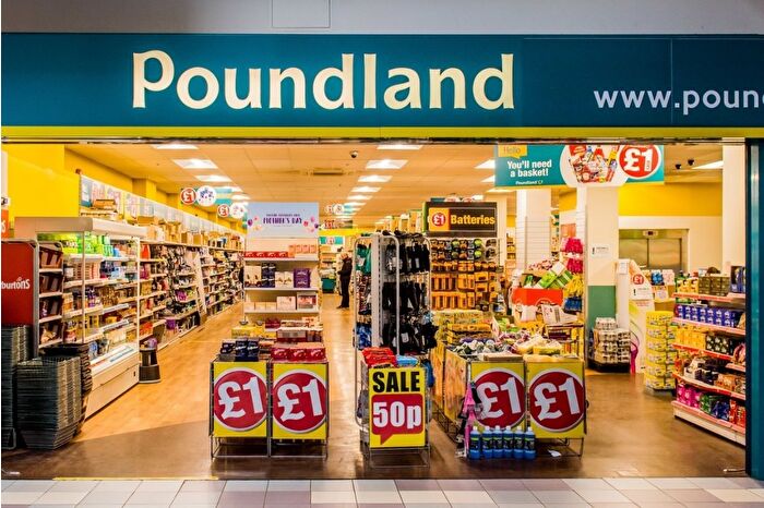 İngiltere'nin indirim perakendecisi Poundland, 68 mağazasını kapatıyor