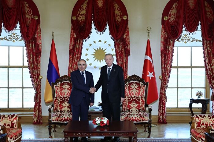 Cumhurbaşkanı Erdoğan, Ermenistan Başbakanı Paşinyan'ı kabul etti